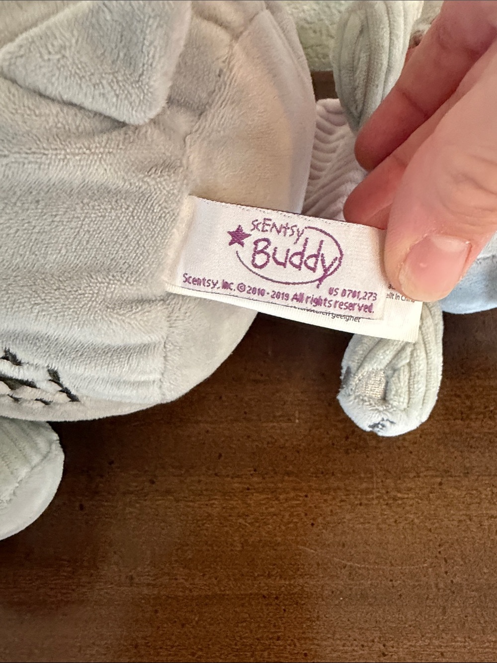 Scentsy Buddy & Mini Buddy Clip Dumbo Plush Pair Disney - Picture 5 of 9